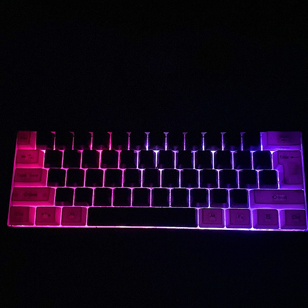 Gaming keyboard shiny colors